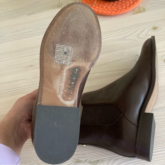 Michael Kors Leather Boots size 7 - Picture 6 of 9